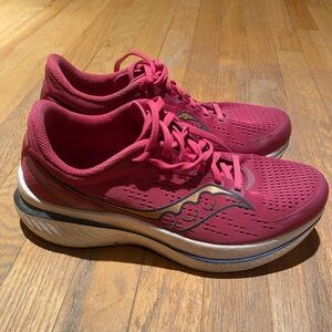 Saucony Endorphin Speed 3